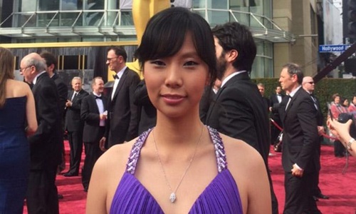 Livi zheng sutradara muda indonesia yang berhasil memproduksi film hollywood